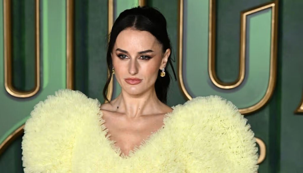 ‘Legally Blonde The Musical’ star Amber Davies makes raw confession after burnout